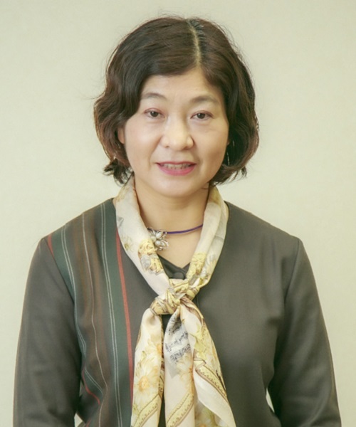 中信　利恵子の画像