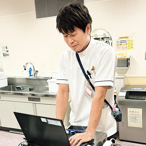 卒業生インタビューの様子2